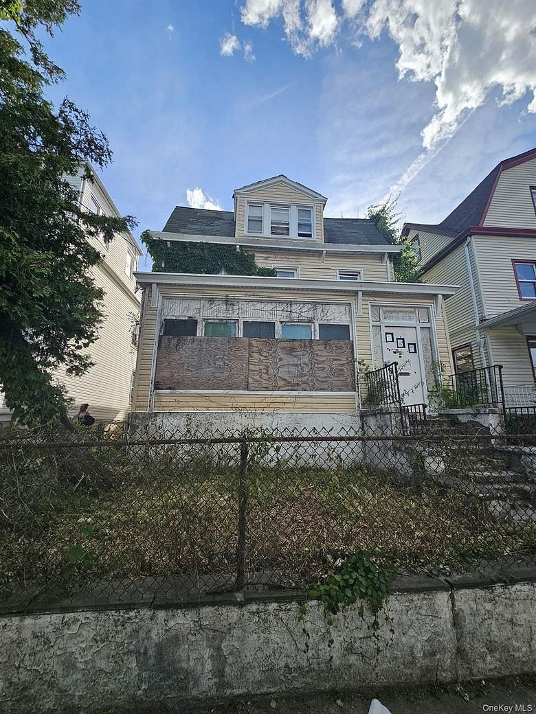 328 S 1st Avenue