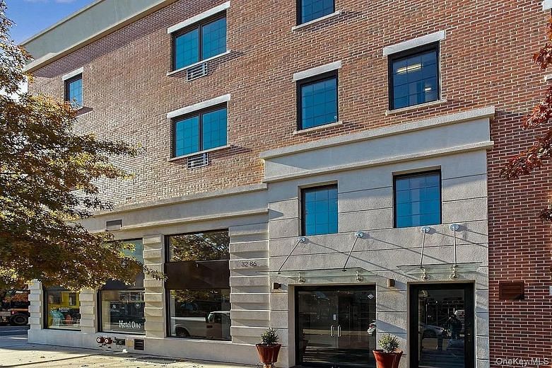 3286 41st Street #3F