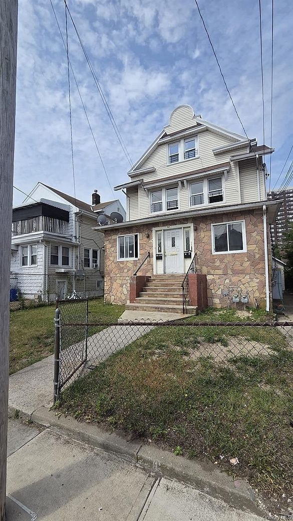 329 Beach 29th Street