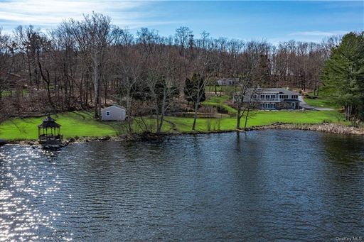 Image 1 of 34 for 10 Grace Lane in Westchester, New Castle, NY, 10562