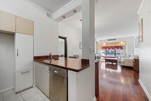 Image 1 of 19 for 530 East 76th Street #7K in Manhattan, New York, NY, 10021