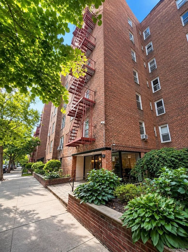33-24 91 Street #4S