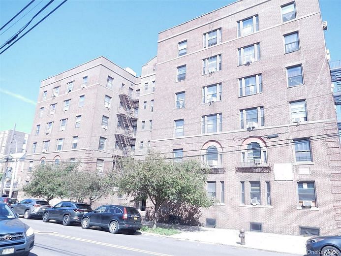 33-38 Parsons Boulevard #1H