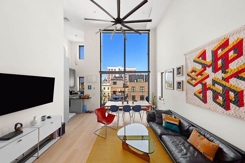 33 Conselyea Street #4