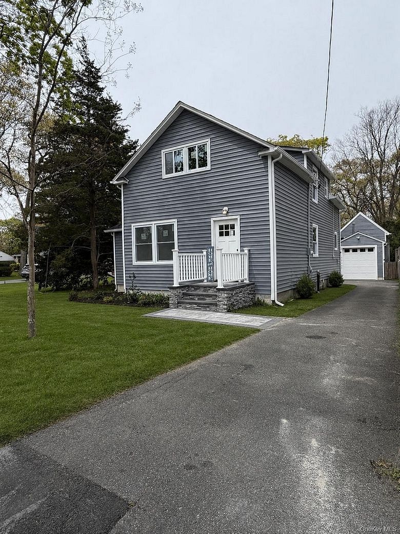 33 Fischer Avenue