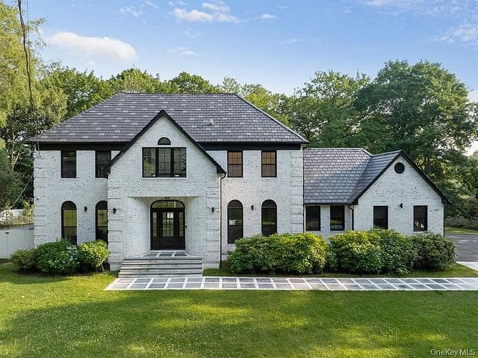 33 High Farms Road