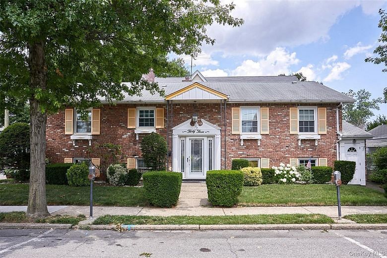33 N Tyson Avenue