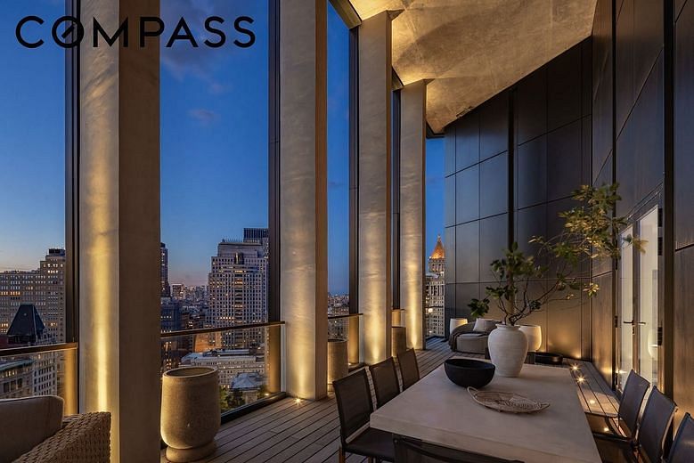 33 Park Row #PH1