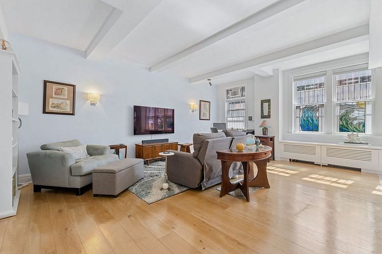 33 Riverside Drive #1C