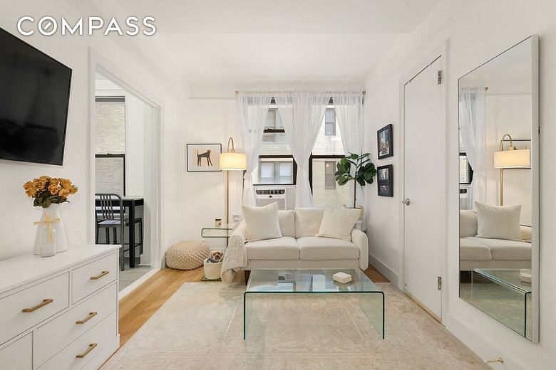 33 Riverside Drive #4D