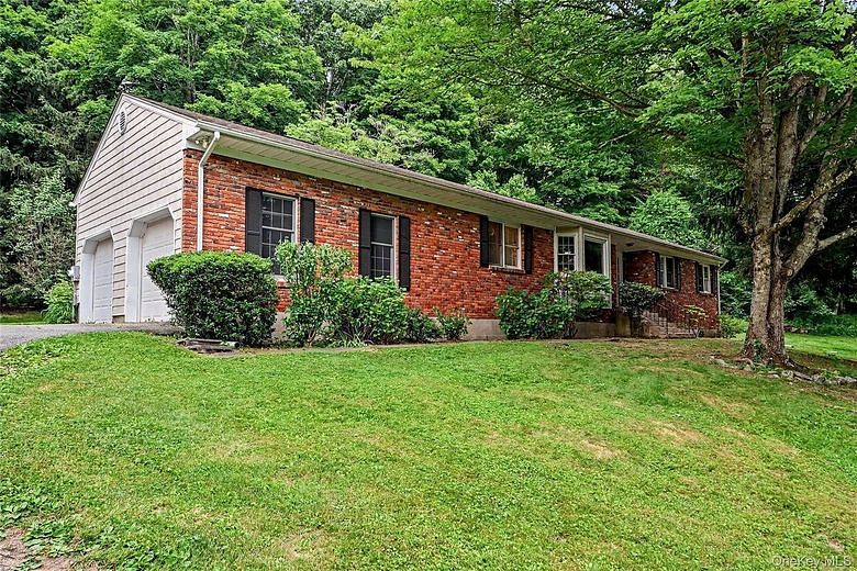 33 Sabbathday Hill Road