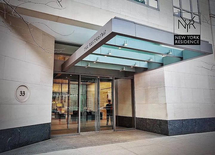 33 West 56th Street #8E