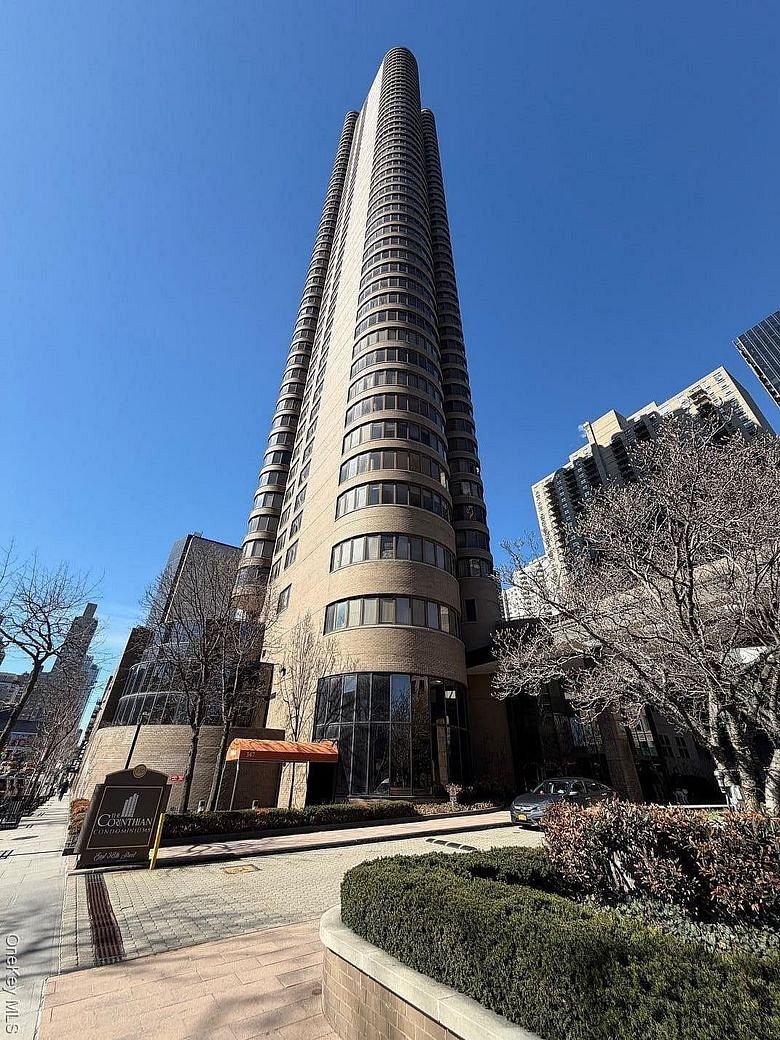 330 E 38th Street #12Q