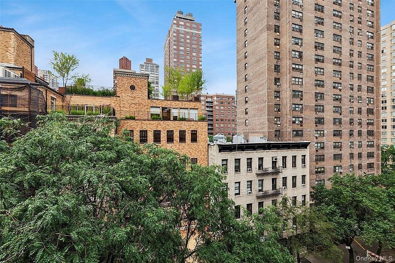 330 E 70th Street #6E