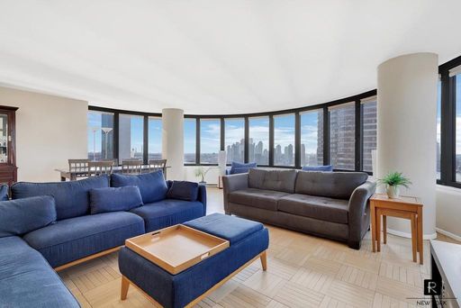 Image 1 of 19 for 330 East 38th Street #25N in Manhattan, New York, NY, 10016
