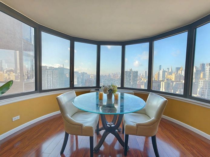 330 East 38th Street #32C