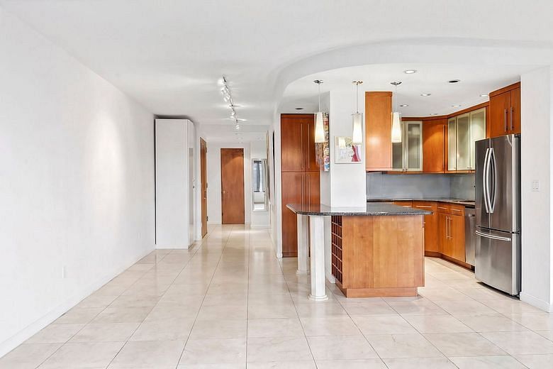 330 East 38th Street #43D