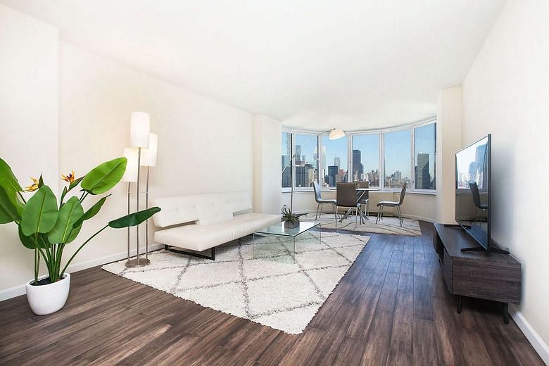 330 East 38th Street #43H