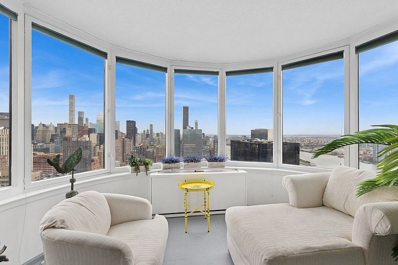 330 East 38th Street #56H