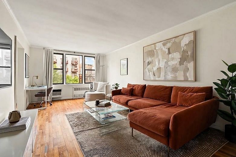 330 Lenox Road #4E