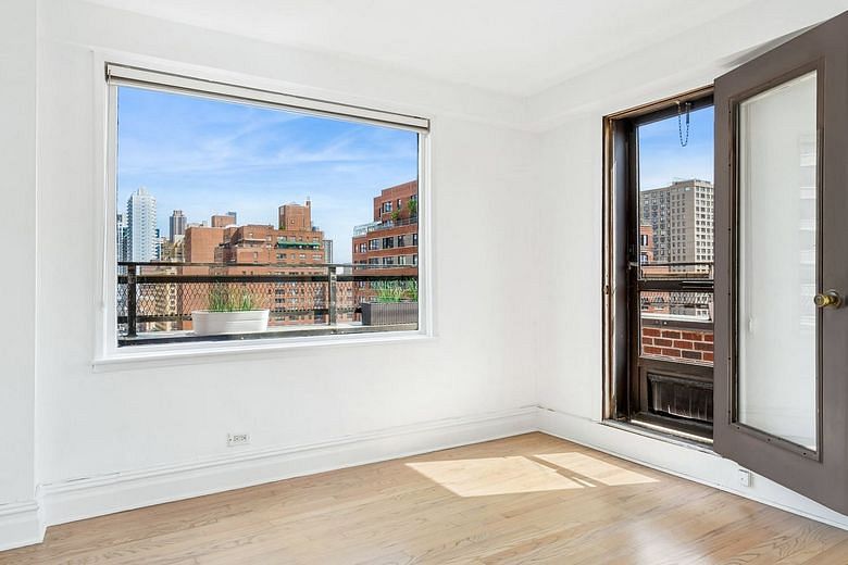 330 Third Avenue #16C