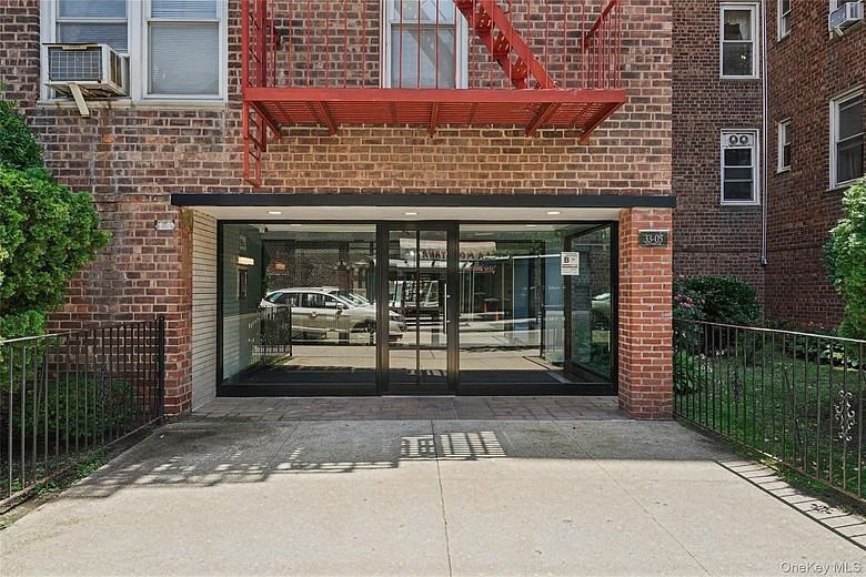3305 90 Street #2D
