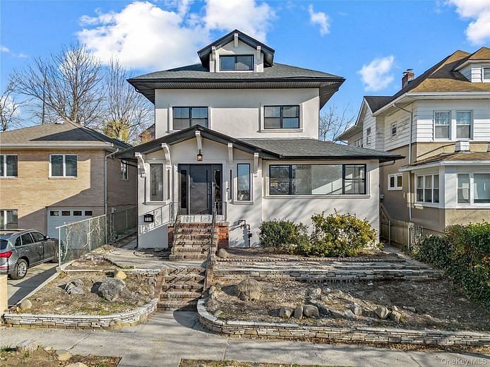 3307 153rd Street