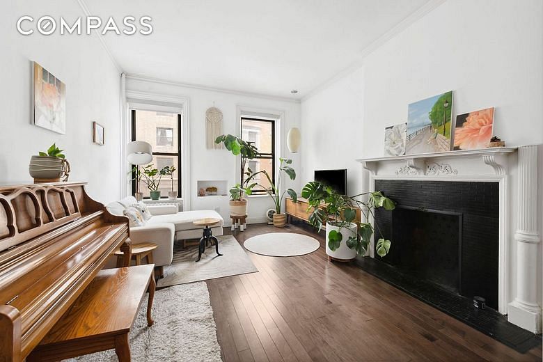 332 West 101st Street #4F