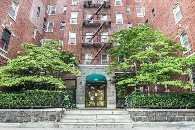 3321 Bruckner Boulevard #4A