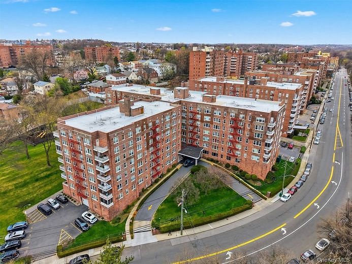 333 Bronx River Road #616