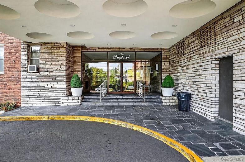 333 Bronx River Road #621