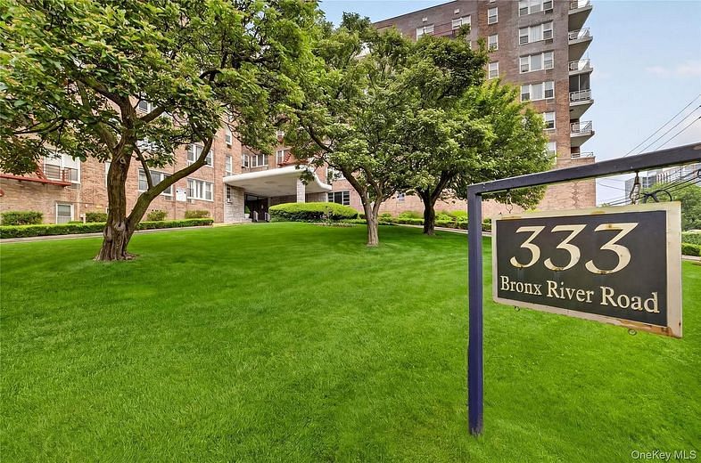 333 Bronx River Road #624