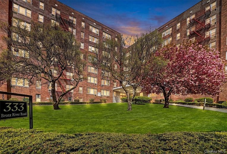 333 Bronx River Road #626