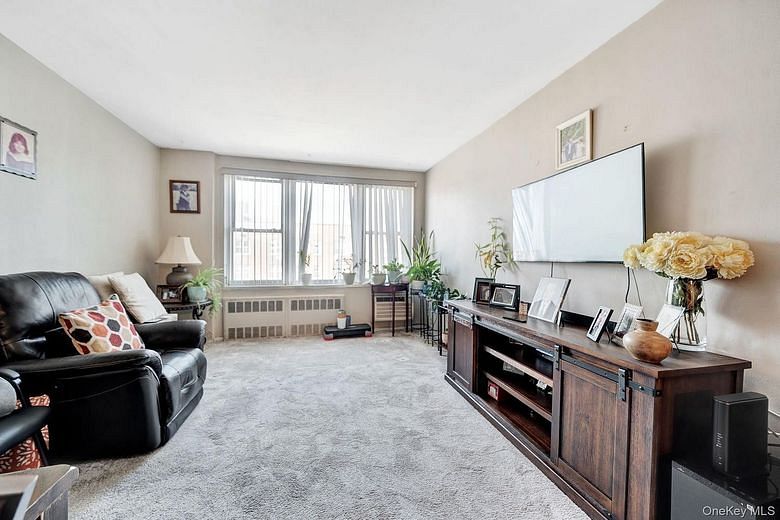 333 Bronx River Road #712