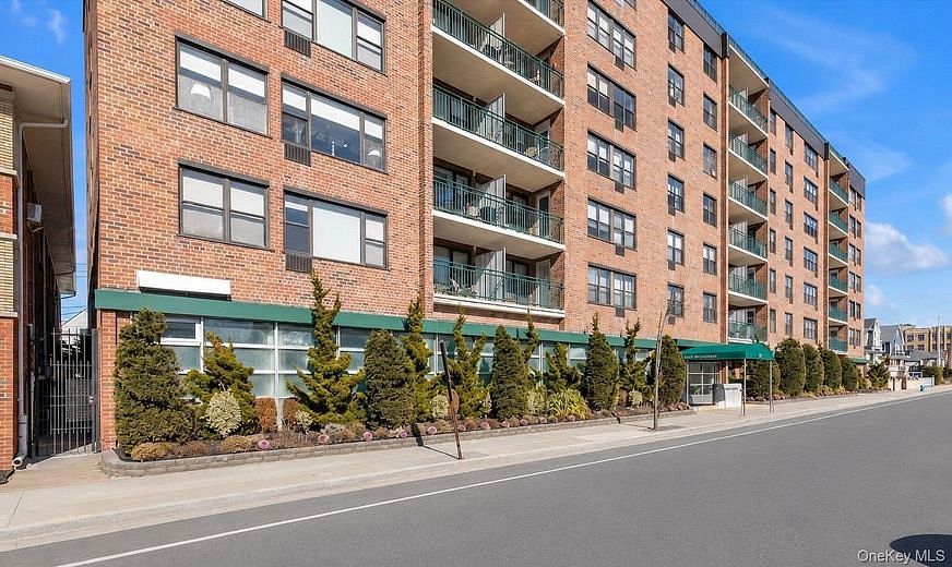 333 E Broadway #1D