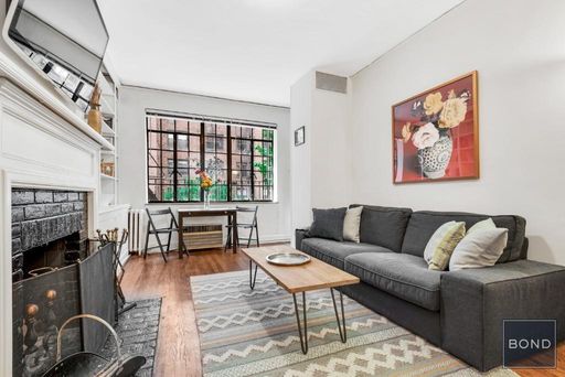 Image 1 of 11 for 333 East 41st Street #2F in Manhattan, New York, NY, 10017