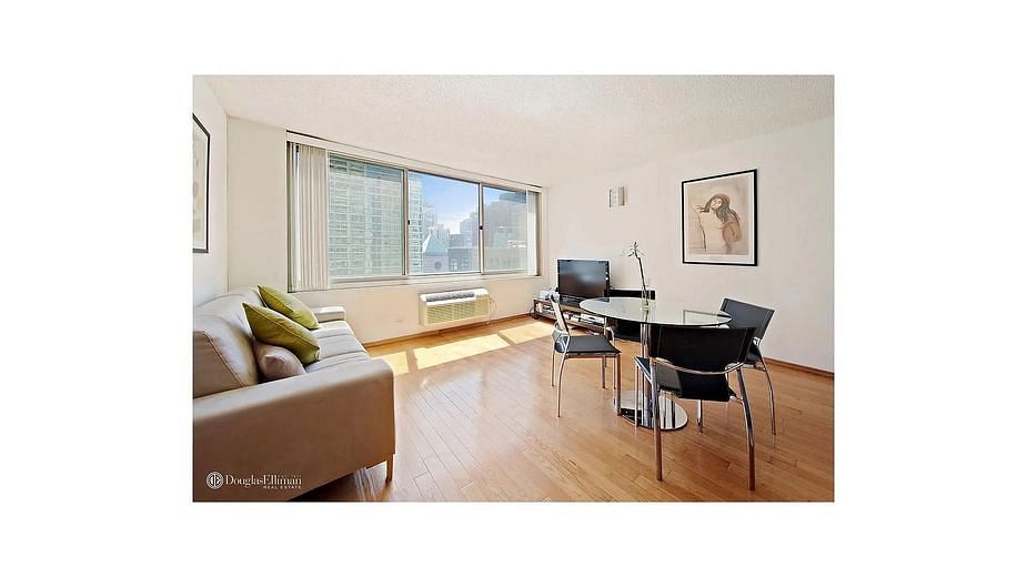 333 East 45th Street #25A