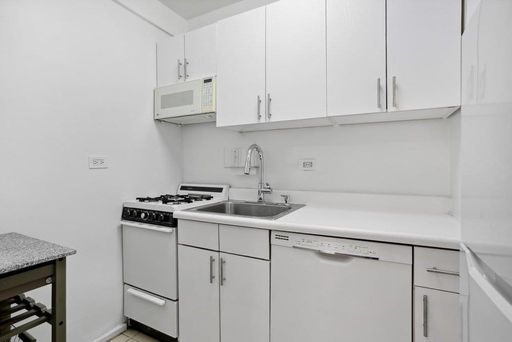 Image 1 of 9 for 333 East 46th Street #11G in Manhattan, New York, NY, 10017