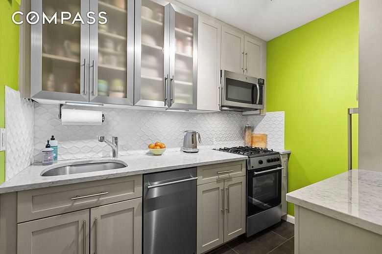 333 East 79th Street #5P