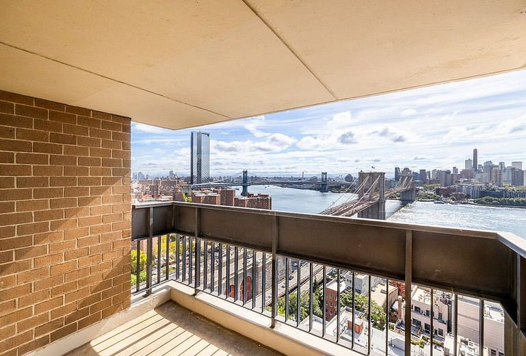 333 Pearl Street #26B