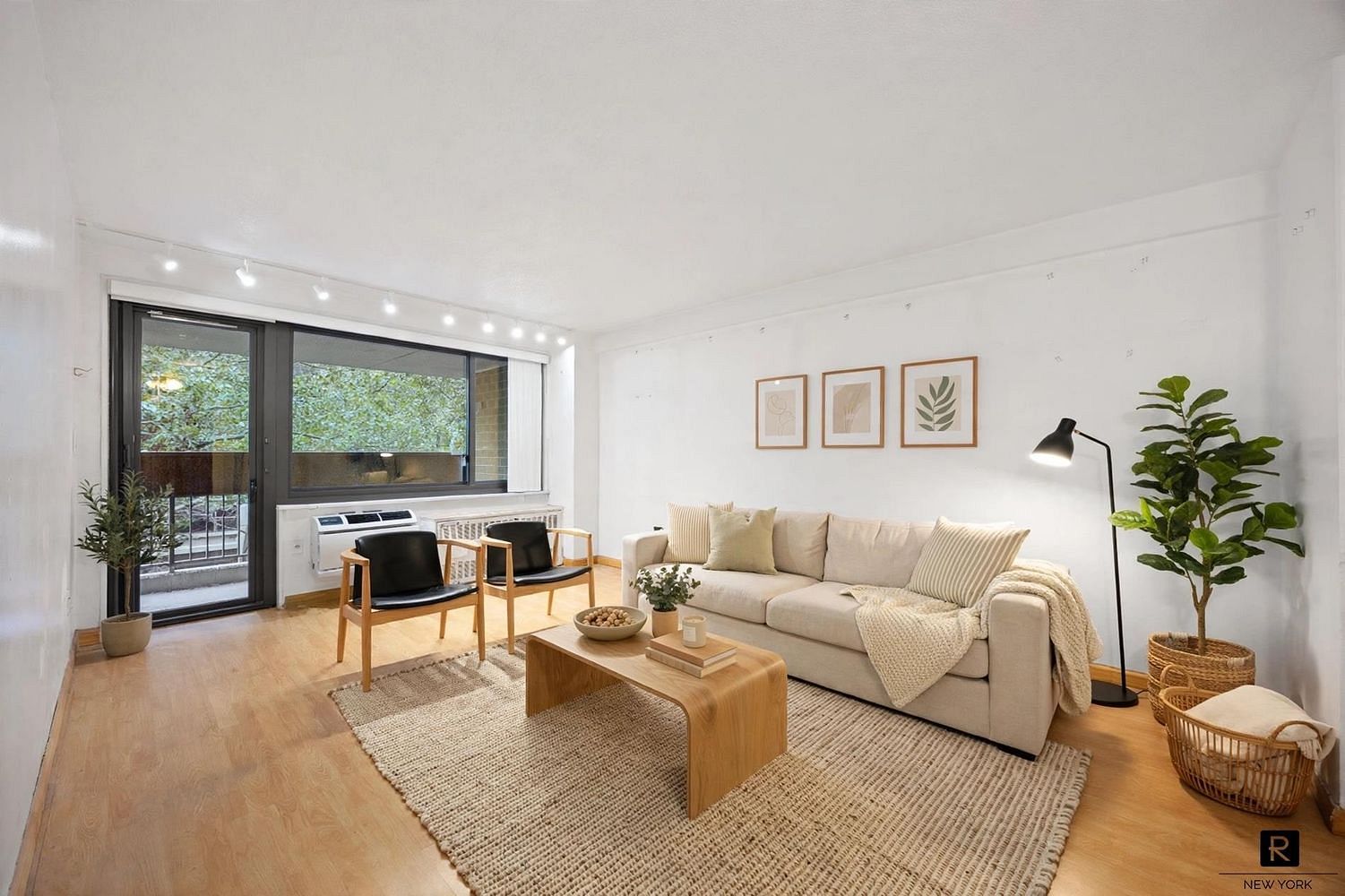 333 Pearl Street #4F