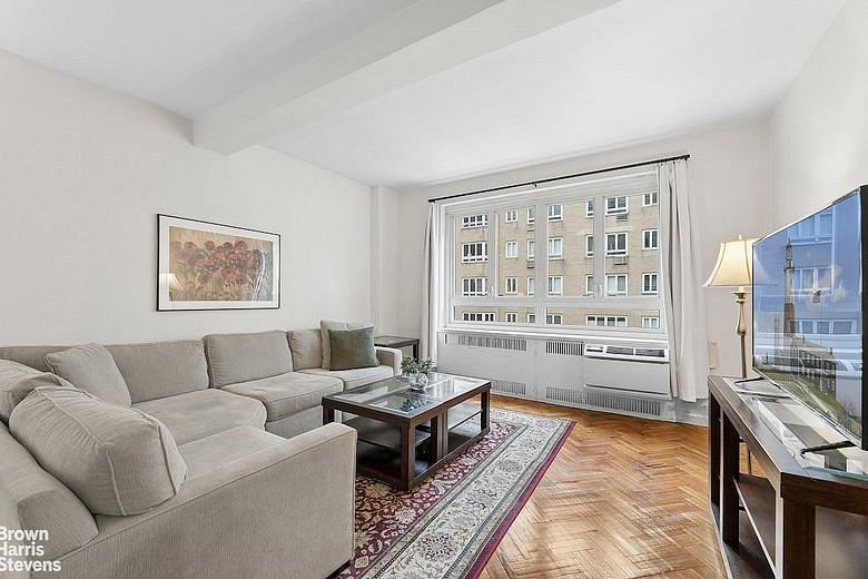 333 West 57th Street #502
