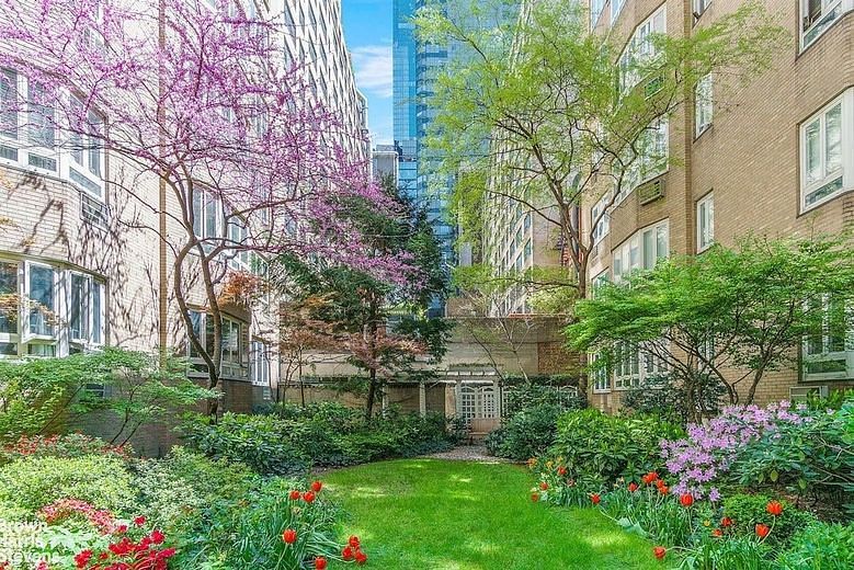 333 West 57th Street #6DE