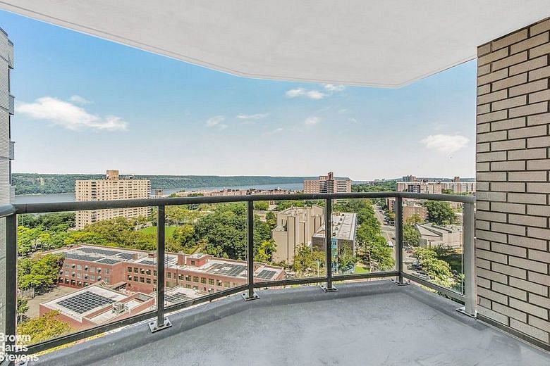 3333 Henry Hudson Parkway #21R