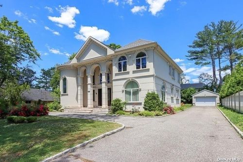 Image 1 of 32 for 382 I U Willets Road in Long Island, Roslyn Heights, NY, 11577