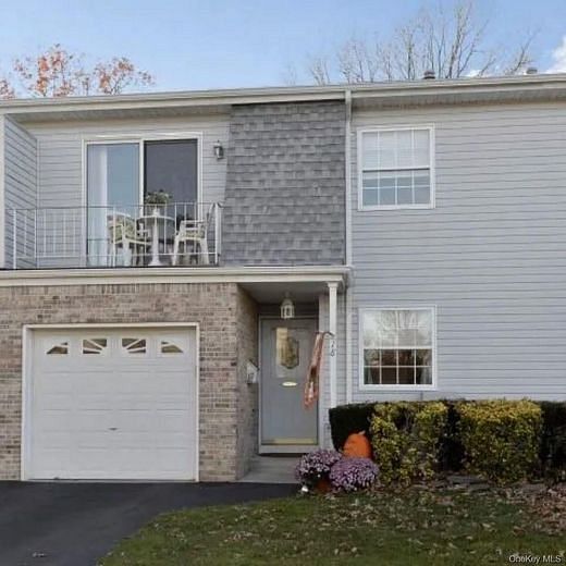 336 Commack Road #18