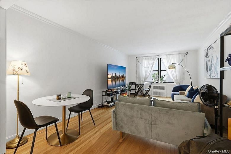 337 E 50th Street #2E