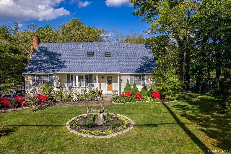 337 Mount Sinai Coram Road