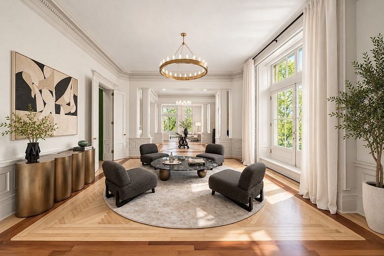 337 Riverside Drive