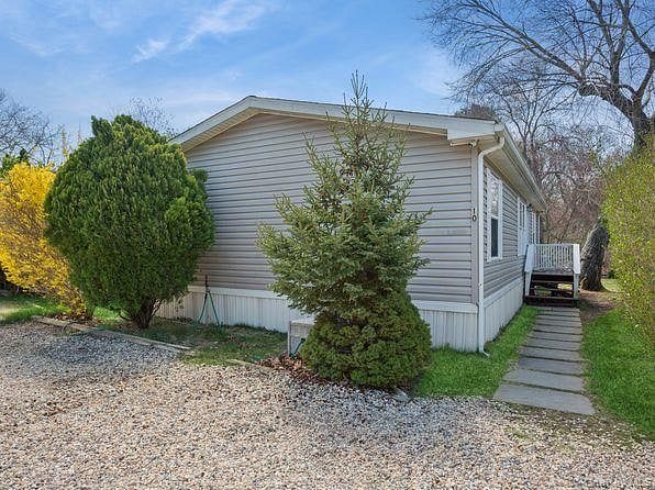 337 Three Mile Harbo #10